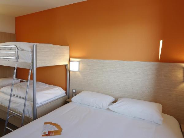 B&B HOTEL Gap : photo 1 de la chambre chambre quadruple