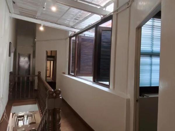 24 Kimberley : photo 4 de la chambre chambre quadruple avec salle de bains commune