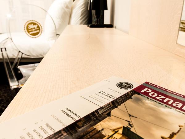 Sleep in Hostel & Apartments Stary Rynek : photo 4 de la chambre chambre simple deluxe