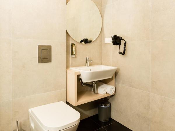 Sleep in Hostel & Apartments Stary Rynek : photo 1 de la chambre chambre simple deluxe