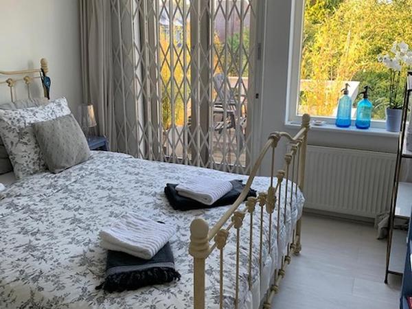 Bed & Breakfast Jo Amsterdam : photo 10 de la chambre chambre double deluxe avec balcon