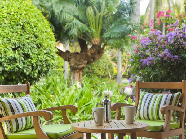 Kurumba Maldives : photo 2 de la chambre villa avec piscine et jardin