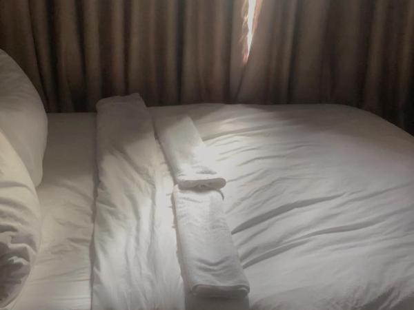 Penthouse on 34 - The Highest Unit and Best Views in Regalia & Private Rooftop Terrace : photo 1 de la chambre chambre double Économique