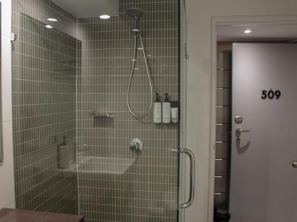 Mercure Brisbane Spring Hill : photo 4 de la chambre chambre supérieure plus