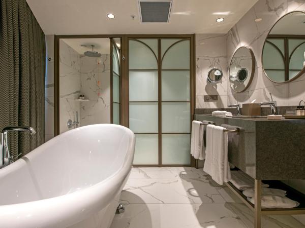 Stayso The House Hotel : photo 4 de la chambre corner park - lit king-size