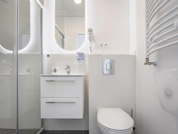 Villa Wilda : photo 4 de la chambre chambre double ou lits jumeaux deluxe avec balcon