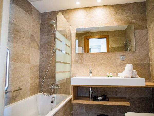 Hotel Gelmírez : photo 4 de la chambre chambre triple