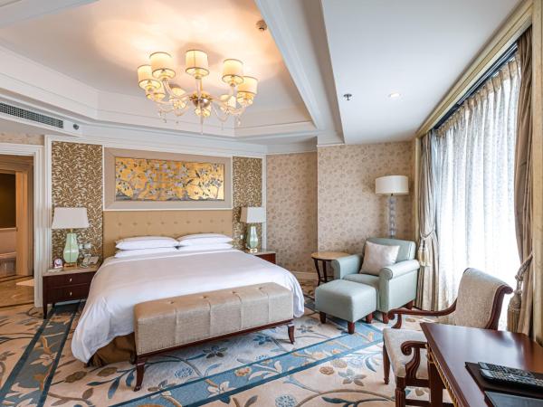Shangri-La Wuhan,Close to The Mixc with three subway lines : photo 3 de la chambre suite premier