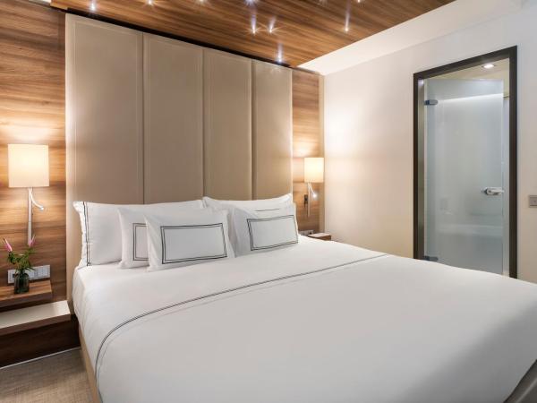 Meliá Düsseldorf : photo 3 de la chambre suite exécutive the level avec accès au salon