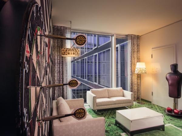 Kameha Grand Bonn : photo 2 de la chambre suite fair play