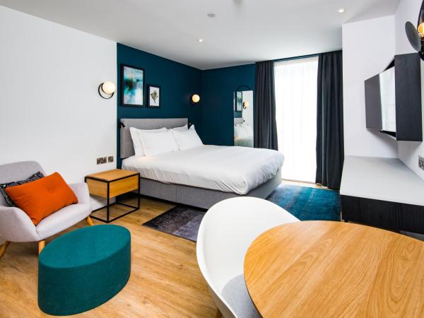 Staybridge Suites - Cardiff, an IHG Hotel : photo 1 de la chambre suite studio