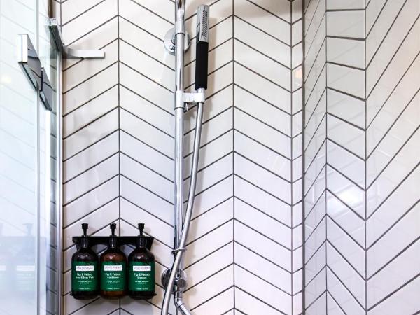 Staybridge Suites - Cardiff, an IHG Hotel : photo 3 de la chambre suite studio lit king-size