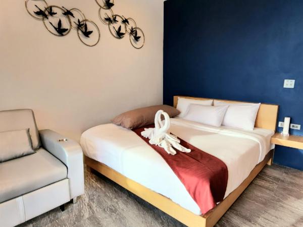 Cliff Lanta Suite-Koh Lanta Krabi : photo 3 de la chambre chambre double deluxe avec balcon - vue sur mer