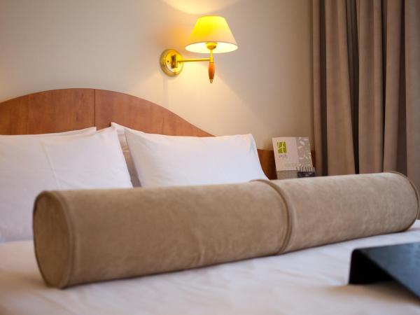 Best Western Hotel Portos : photo 2 de la chambre chambre lit king-size premium de luxe 