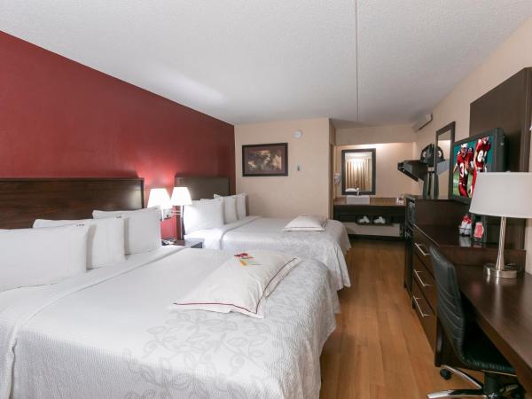 Red Roof Inn PLUS+ Pittsburgh South - Airport : photo 2 de la chambre chambre premium avec 2 lits doubles - non-fumeurs