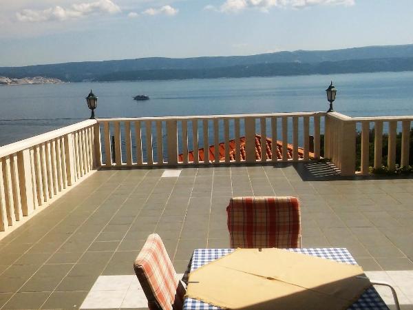 Apartments and rooms by the sea Stanici, Omis - 14782 : photo 8 de la chambre appartement 1 chambre avec terrasse - vue sur mer