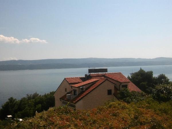 Apartments and rooms by the sea Stanici, Omis - 14782 : photo 9 de la chambre appartement 1 chambre avec terrasse - vue sur mer