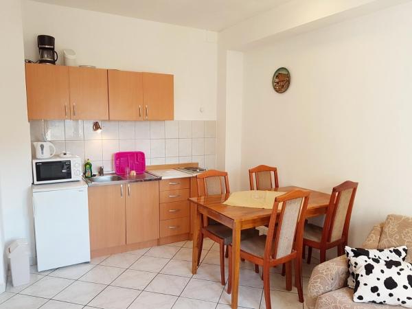 Apartments and rooms by the sea Stanici, Omis - 14782 : photo 8 de la chambre appartement 1 chambre avec terrasse