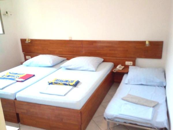 Double Room Stanici 14782a : photo 1 de la chambre chambre double