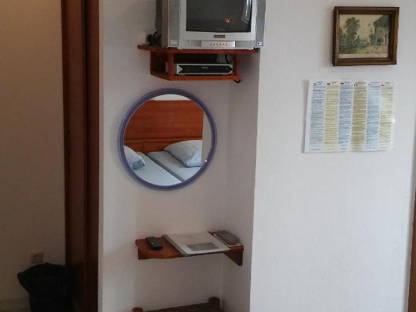 Double Room Stanici 14782a : photo 2 de la chambre chambre double