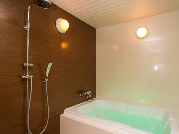 Hotel LALA minato : photo 1 de la chambre chambre double