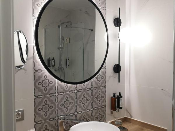 Petit Palace Marques Santa Ana : photo 3 de la chambre chambre triple