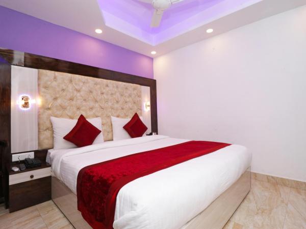 Airport Hotel Shivaka Inn : photo 3 de la chambre chambre deluxe