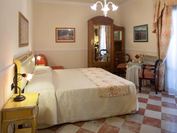 Hotel Trinacria : photo 2 de la chambre chambre triple confort avec douche