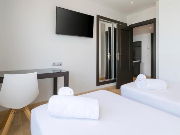 Hotel Alicante Gran Sol, affiliated by Meliá : photo 1 de la chambre chambre familiale - vue sur mer