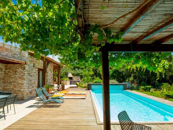 Les chambres SoleLuna Bonifacio : photo 2 de la chambre chambre double - vue sur piscine