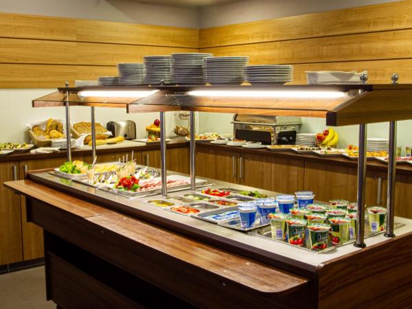 Hotel DAP : photo 9 de la chambre chambre double avec balcon