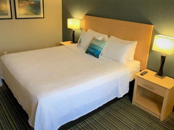 Inn by the Sea, La Jolla : photo 1 de la chambre chambre standard lit king-size standard avec patio (premier etage)