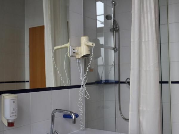 Kolbeck Rooms : photo 7 de la chambre chambre double confort