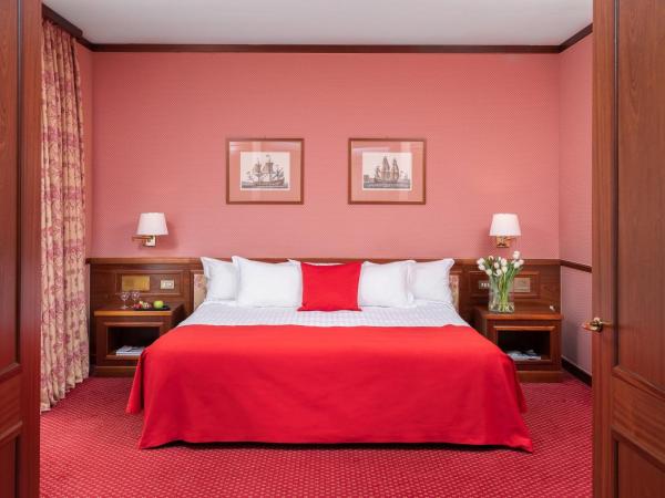Leonardo Hotel Milan City Center : photo 4 de la chambre suite 1 chambre lit king-size (2 adultes)