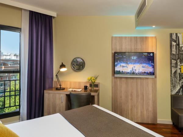 Leonardo Hotel Madrid City Center : photo 7 de la chambre chambre supérieure
