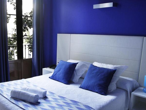 Nest Style Granada : photo 5 de la chambre chambre double extérieure