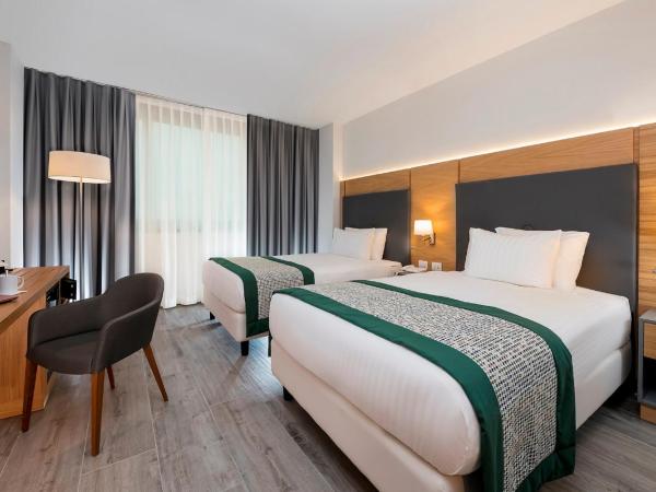 Holiday Inn Naples, an IHG Hotel : photo 4 de la chambre chambre lits jumeaux premium