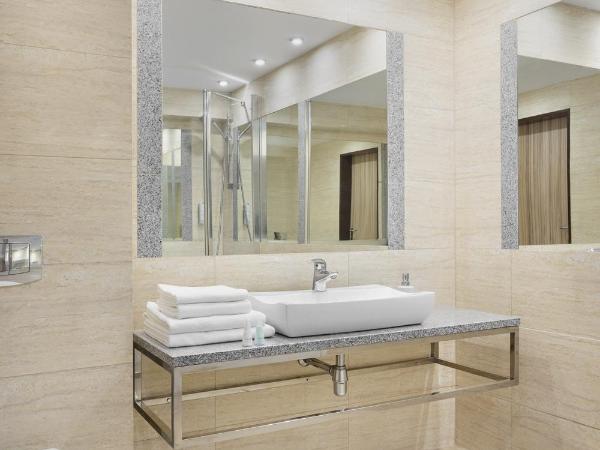 Hotel Moderno Poznań : photo 4 de la chambre studio lit king-size