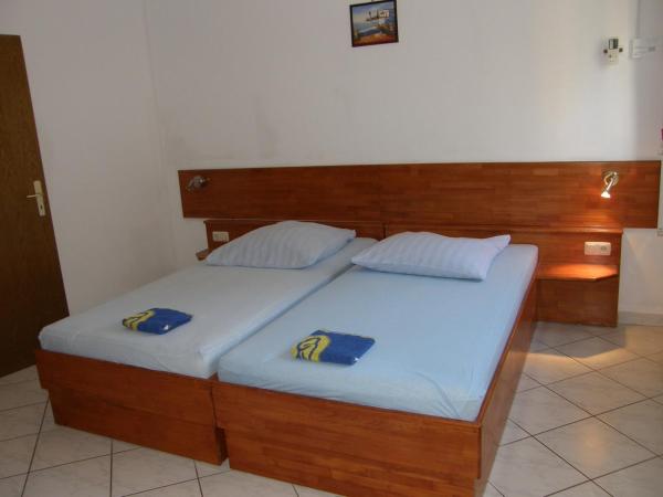 Apartments and rooms by the sea Stanici, Omis - 14782 : photo 2 de la chambre appartement 2 chambres