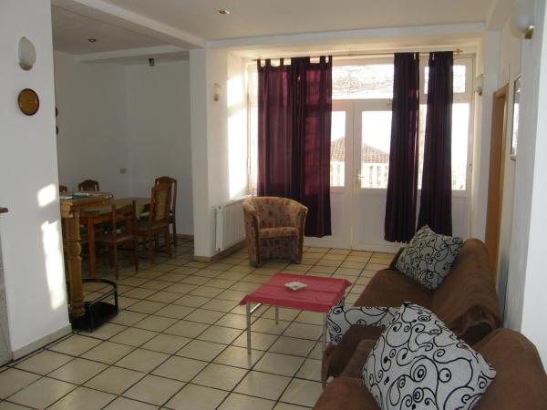 Apartments and rooms by the sea Stanici, Omis - 14782 : photo 2 de la chambre appartement 2 chambres