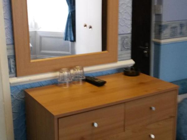 Walford Hotel : photo 5 de la chambre chambre triple standard