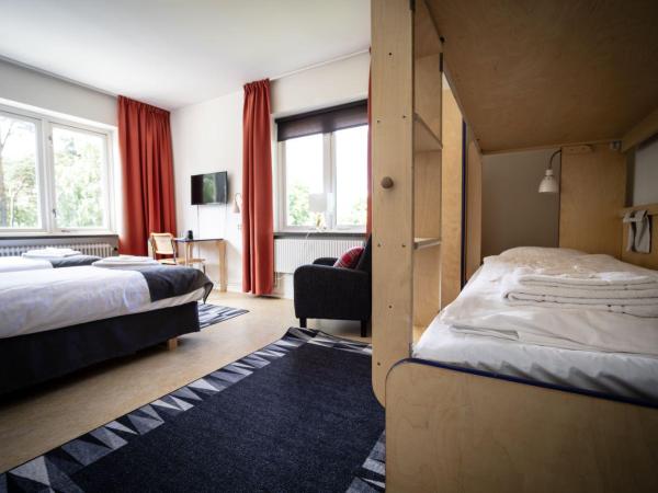 Miatorp Hotell : photo 3 de la chambre chambre quadruple