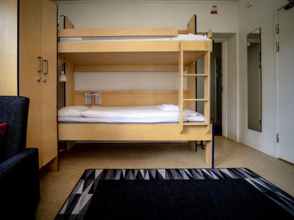 Miatorp Hotell : photo 4 de la chambre chambre quadruple