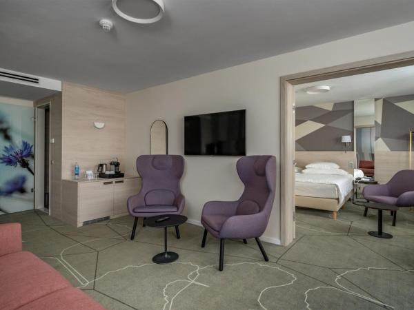 Ensana Thermal Margaret Island : photo 1 de la chambre suite with wellness and fitness access