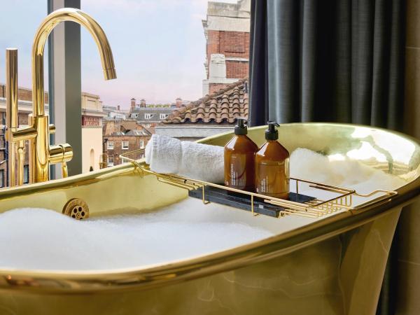 AMANO Covent Garden : photo 6 de la chambre chambre double deluxe