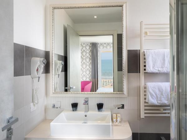 Hotel Sheila : photo 8 de la chambre suite junior