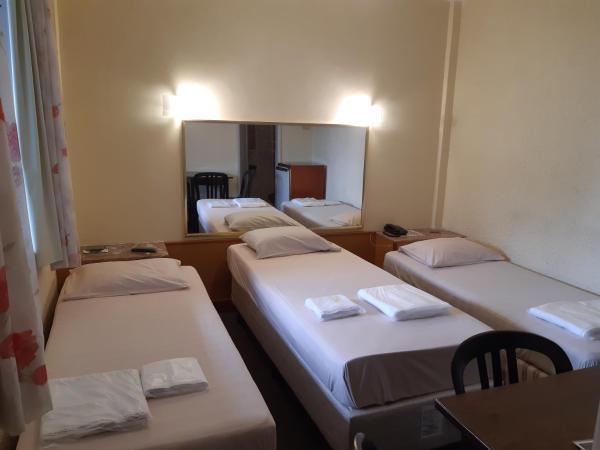 Hotel Paraguai (Adult Only) : photo 1 de la chambre chambre triple