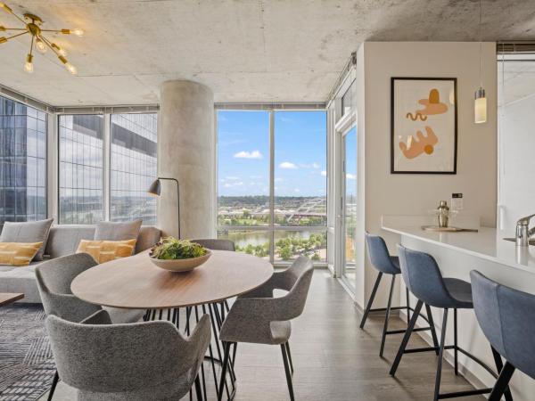 Placemakr Premier SoBro : photo 1 de la chambre 2 chambres sky