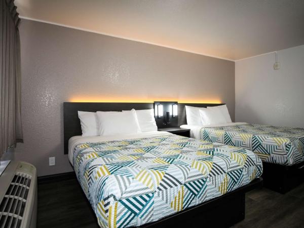 Motel 6-Sacramento, CA - Old Sacramento North : photo 3 de la chambre chambre deluxe avec 2 lits queen-size - non-fumeurs