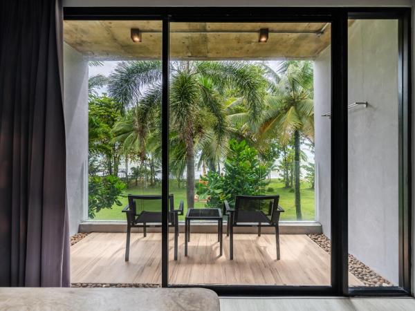 Kokotel Khao Lak Lighthouse - SHA Extra Plus : photo 2 de la chambre chambre double deluxe - vue sur mer